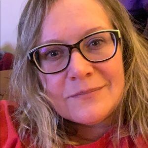 Meet your Posher, Renee